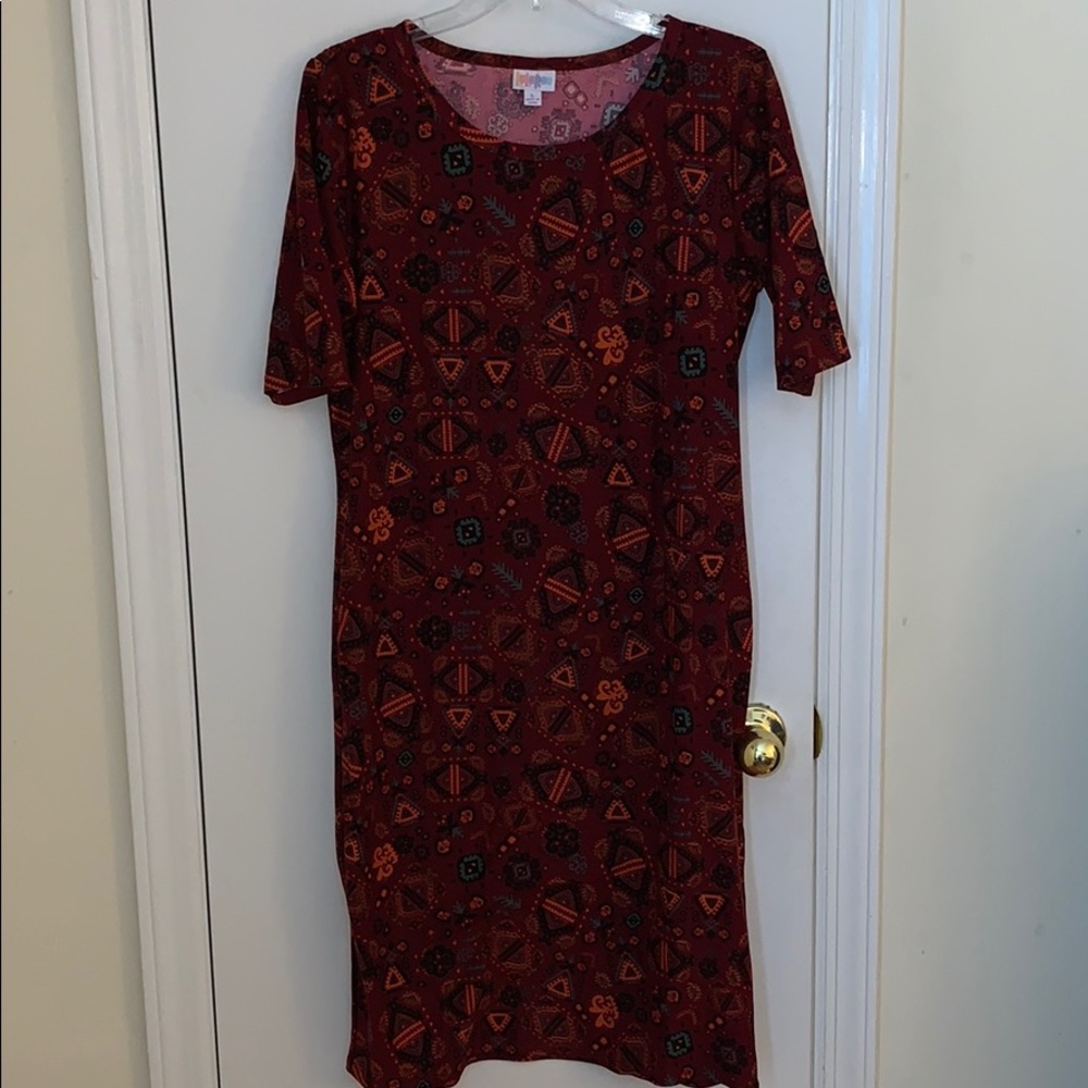 LuLaRoe Form Fitting Short Sleeve Dress